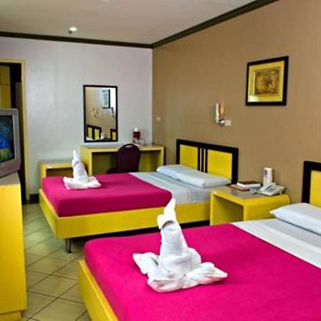 Riverside Inn Babuy Room photo